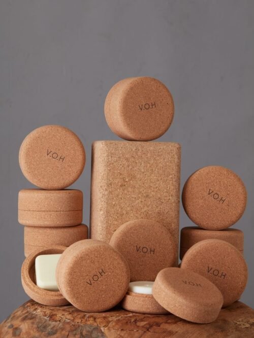 "Magrada" švytėjimo suteikiantis gelis „Golden Shimmer“ su morkų ekstraktu – 100 ml