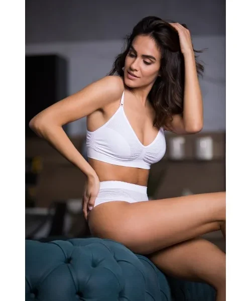 Formuojanti liemenėlė su žakardo raštu, dvigubas audinys ties krūtimis, reguliuojamos petnešėlės