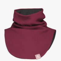 MIKEL-kids-merino-tubescarf-covers-chest_solid-Red-Beaujolais.jpg "Breden" merino vilnos mova "MIKEL"