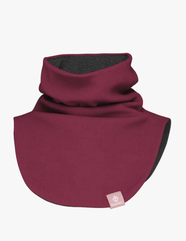 MIKEL-kids-merino-tubescarf-covers-chest_solid-Red-Beaujolais.jpg "Breden" merino vilnos mova "MIKEL"