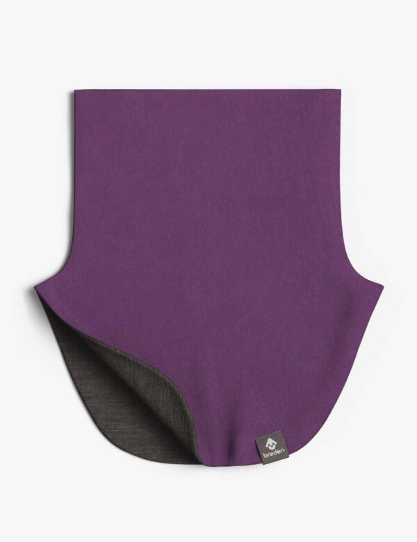 MIKEL-kids-merino-tubescarf-covers-chest_solid-purple-sunset-fl.jpg "Breden" merino vilnos mova "MIKEL"