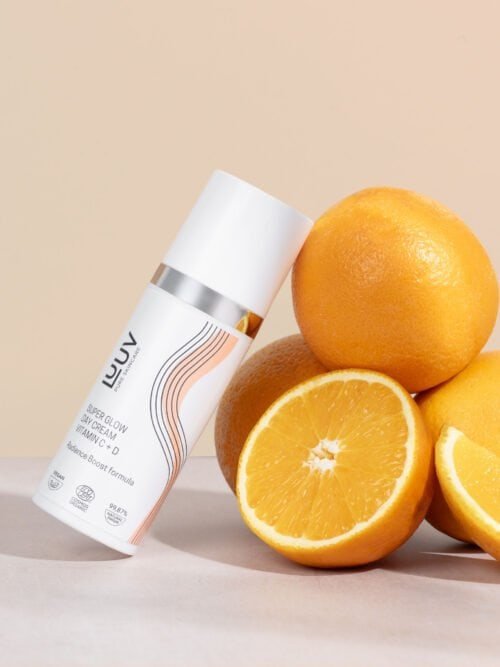 luuv_sept-001-3 "LUUV" spindesio suteikiantis kremas su vitaminu C + D COSMOS, 50ml