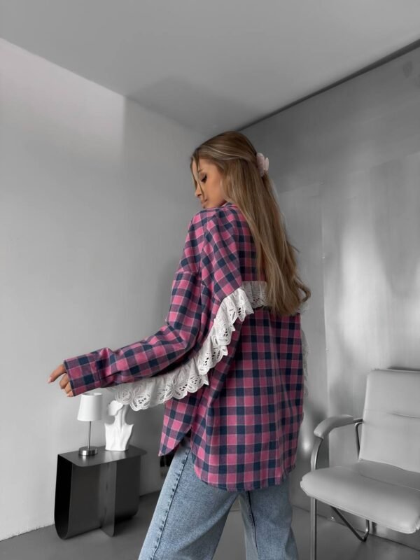 Marškiniai su nėriniu