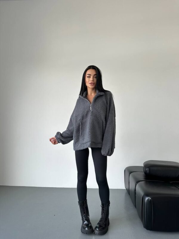 Madingas teddy džemperis