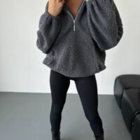 Madingas teddy džemperis