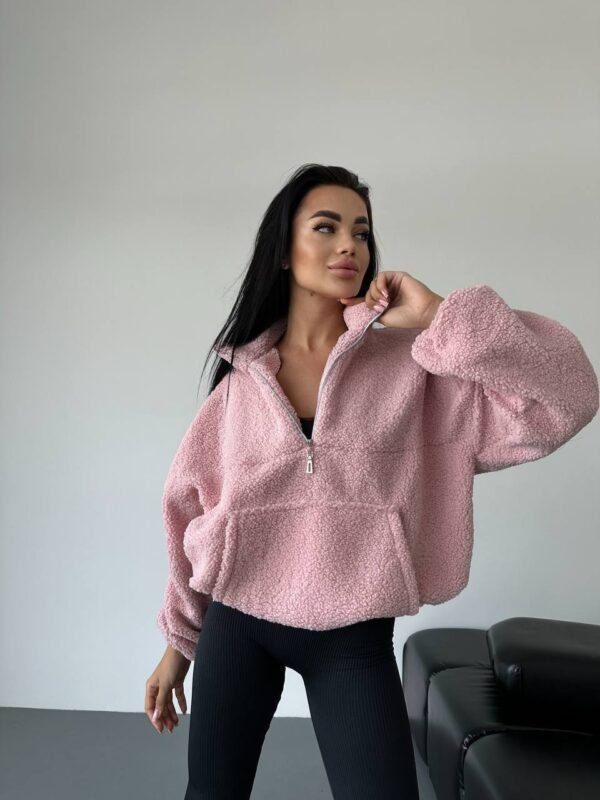 Madingas teddy džemperis