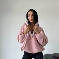 Madingas teddy džemperis