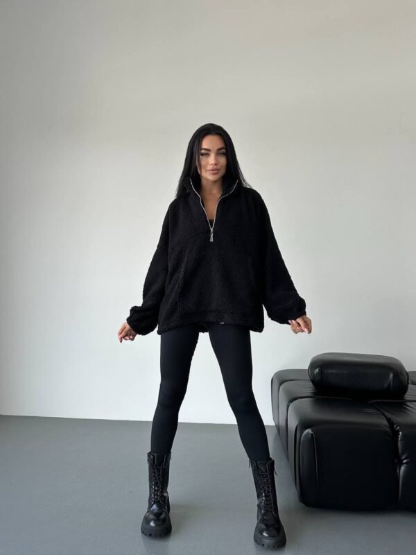 Madingas teddy džemperis