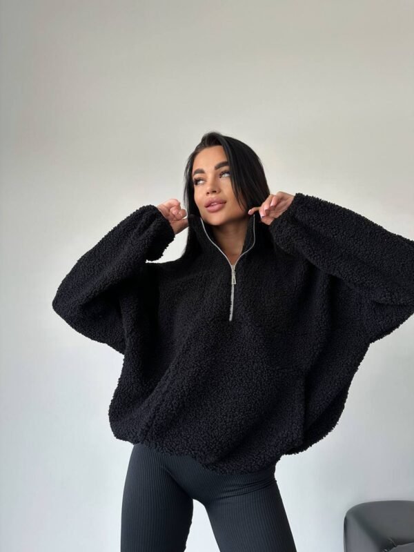 Madingas teddy džemperis