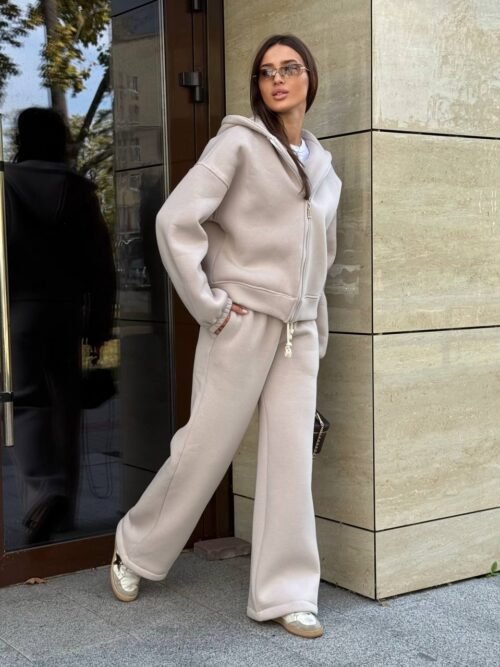 Laisvalaikio kostiumas