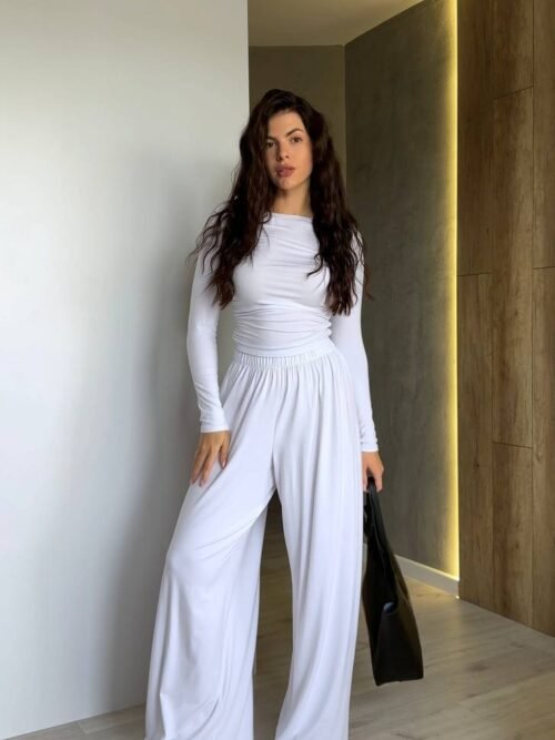 Dviejų dalių kostiumas