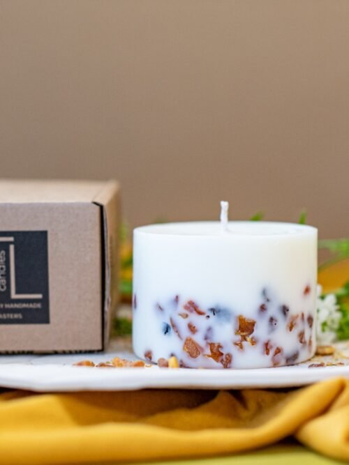 Sojos vaško žvakė su pušies aromatu 325 ml.