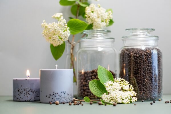 Sojos vaško žvakė su pačiulių aromatu 525 ml.