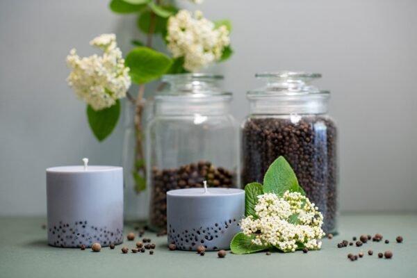 Sojos vaško žvakė su pačiulių aromatu 525 ml.