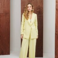 Klasikinis dviejų dalių kelnių kostiumas