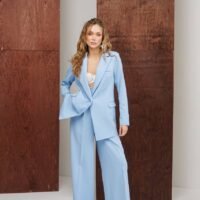 Klasikinis dviejų dalių kelnių kostiumas