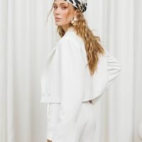 Kostiumas su šortais